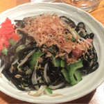 沖縄料理 馳走屋 楽 - イカスミ塩焼きそば