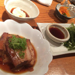 沖縄料理 馳走屋 楽 - 琉球バラトロラフテー&海ぶどう&ジーマミ豆腐