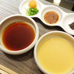 神戸プレジール - いろいろな薬味で楽しめます。
      (^∀^)ノ