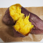 蜜香屋 ルクア イーレ店 - 蜜でタップリの紅はるか