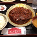 矢場とん - わらじとんかつ定食