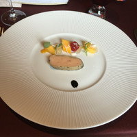 RISTORANTE OZIO - ・エスプレッソ漬けのフォアグラ マンゴー、甘いトマト
