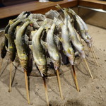 柳家 - 2016.06 うかがうと既に、鮎が焼き始められていました♪