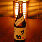 Kuidourakufukujumaru - 杉錦　才助（米焼酎・720ml)　3,800円