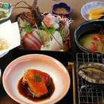 Kuidourakufukujumaru - 金目鯛の煮付けといろいろ海鮮会席膳　5,320円