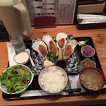 牡蠣ツ端 - カキフライ定食950円