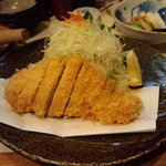 特ロースかつ定食です