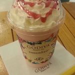 GODIVA - ホワイトチョコレート ラズベリー&ローズ
