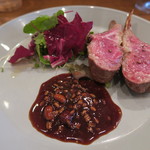 モンプチコションローズ - 28年6月　羊肉ロースト　赤ワインともろみソース