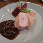 モンプチコションローズ - 28年6月　豚肉ロースト　赤ワインともろみソース