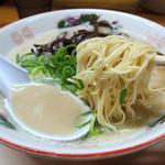 2016年6月19日(日)　ラーメン(ばりかた)620円　麺リフト