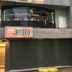 RODEO - ２階が店舗です♪