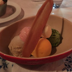 サラマンジェ ドゥ カジノ - 