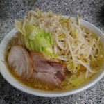 ラーメンとりとん - J風ラーメン(大盛)、ヤサイ、アブラ