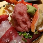 Sushi Sada - ちらし（大盛）１,０９０円