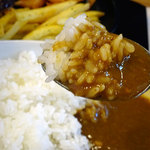 ファイヤーバーグ - エッグバーグセット（150g）756円税込＋熟成カレーセット130円税込