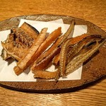 炭焼松 - 骨せんべい