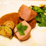 PRANZO B（ヤマトポークのロースト 柔らかく煮込んだバラ肉のクロケッタ 季節のグリエ野菜と共に）