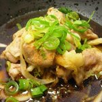 Tonikaku Komeni Kodawarumise Kokoya - 地鶏のハラミの湯引きポン酢。柚子胡椒がポン酢に効いていて、独特の食感もおいしかった。
