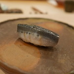 鮨　仙八 - 酢じめの小鰯