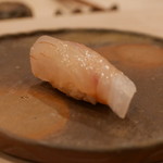 鮨　仙八 - 7日寝かしたイサキ