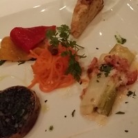 トラットリア トペ - アンティパスト。イカメシのようなのがおいしかった。