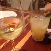 マーケットレストラン AGIO ルミネ横浜店 - 友人は風邪気味だから、ピーチジュース^_^