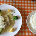 ユアーズ・キッチン88 - ポークヒレソテーわさびクリームソース780円