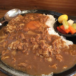 スホベイ - ポークカレーに生たまご