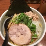 虎 - 大盛り900円