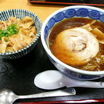 Chouja Harasa Bisu Eria Kudari Sukei Shoku Fu-Doko-To - ラーメンミニ豚丼セット