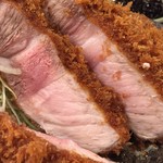 とんかつ檍 大門店 - 特上ロースかつ定食(2000円)