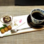 香煎 (咖啡或红茶和今天的茶点套餐)