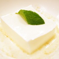 天厨菜館 新宿高島屋タイムズスクエア店 - 豪華海鮮ヤキソバセット 1950円 の杏仁豆腐