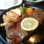 Ijiwaru Baasan - サービスステーキ ( 950円 )