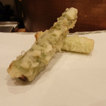 天ぷら 蕎楽亭 - アスパラガス