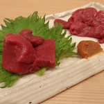 天ぷら 蕎楽亭 - 会津の馬刺しもり。いずれも美味なり。