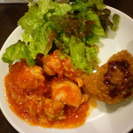 ムフタール ドゥ パリ   - 鶏肉トマト煮+コロッケ