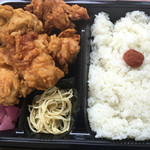 おふくろ弁当 - 料理写真:唐揚げ弁当￥541♪