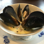 ヤナギシタ - 本日のスープはムール貝のクリームスープ^^