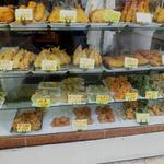 栃木屋惣菜店 - 商品ケース