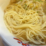 ビッグラーメン - 麺アップ