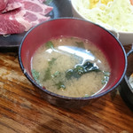 ジンギスカン霧島 - ジンギスカンランチの味噌汁