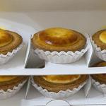 BAKE CHEESE TART - 12個注文すると6個用ボックスを2つ用意してくれます。
      立体駐車場みたいな～。
      