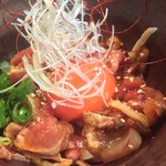 鳥玖 - たたきユッケ 450yen('16.06)