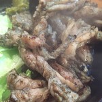 鳥玖 - せせり炭火炙り 580yen('16.06)