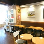 しろくまカフェ - 店内