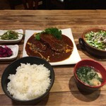 肉系居酒屋 肉十八番屋 - 