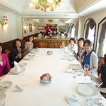 サバティーニ・ディ・フィレンツェ - 個室のテーブルで乾杯