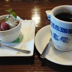 雪詩慕雲 - チョコレートブルュレ、ブレンド珈琲
      